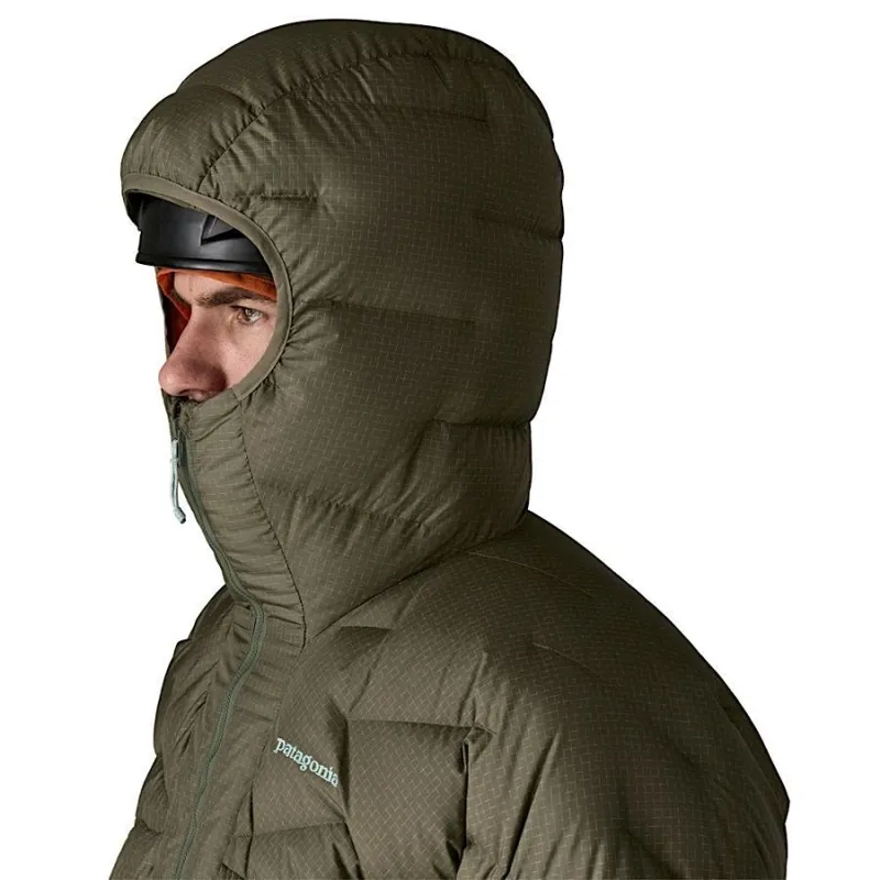 Patagonia Durable Down Parka Men's in Basin Green-5
