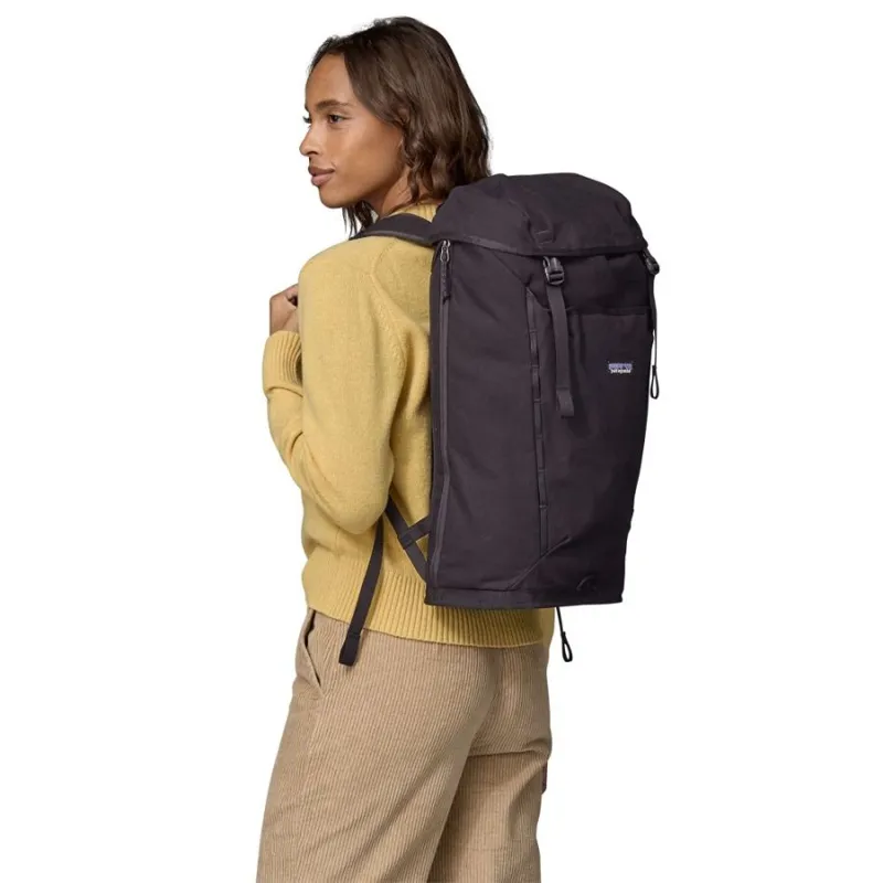 Patagonia Fieldsmith Lid Pack 28L in Black-2