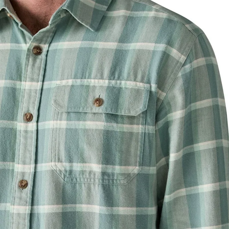 Patagonia Long-Sleeved Lightweight Fjord Flannel Men's Shirt in Prime Shore Blue-2