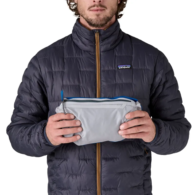 Patagonia M10 Anorak Men's in Endless Blue-4