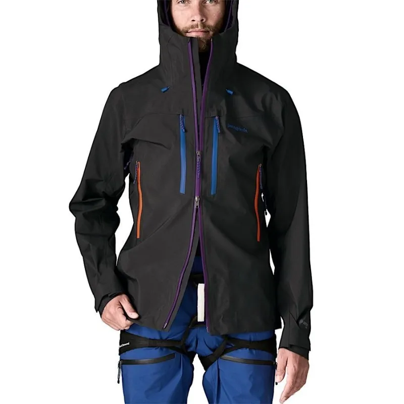 Patagonia Pluma PRO Men's Gore-Tex Pro Jacket in Black-5