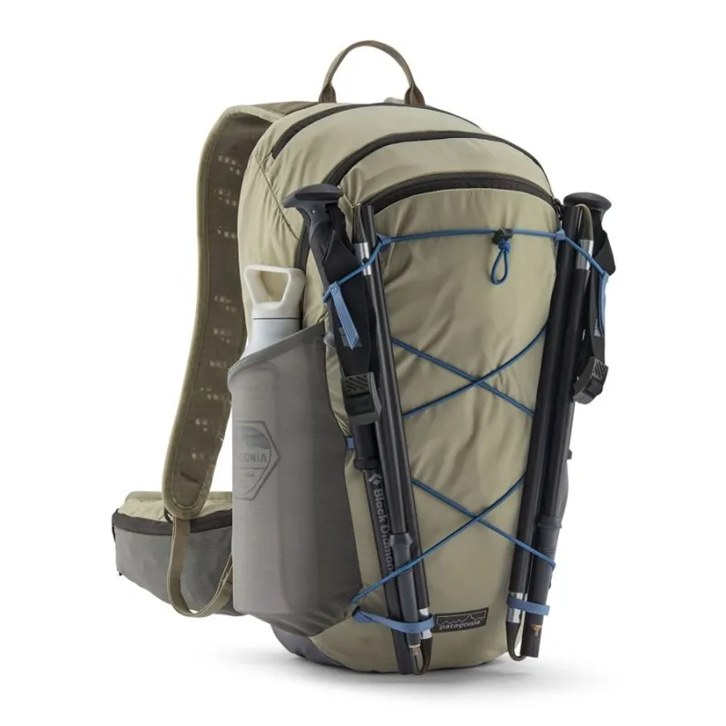 Patagonia Terravia Pack 22L in Black-4