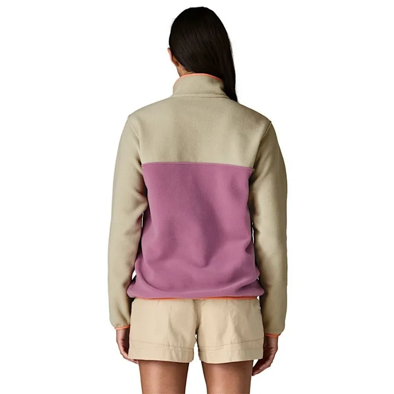 Patagonia Womens Lightweight Synchilla Snap-T Fleece Pullover in Light Violet-3