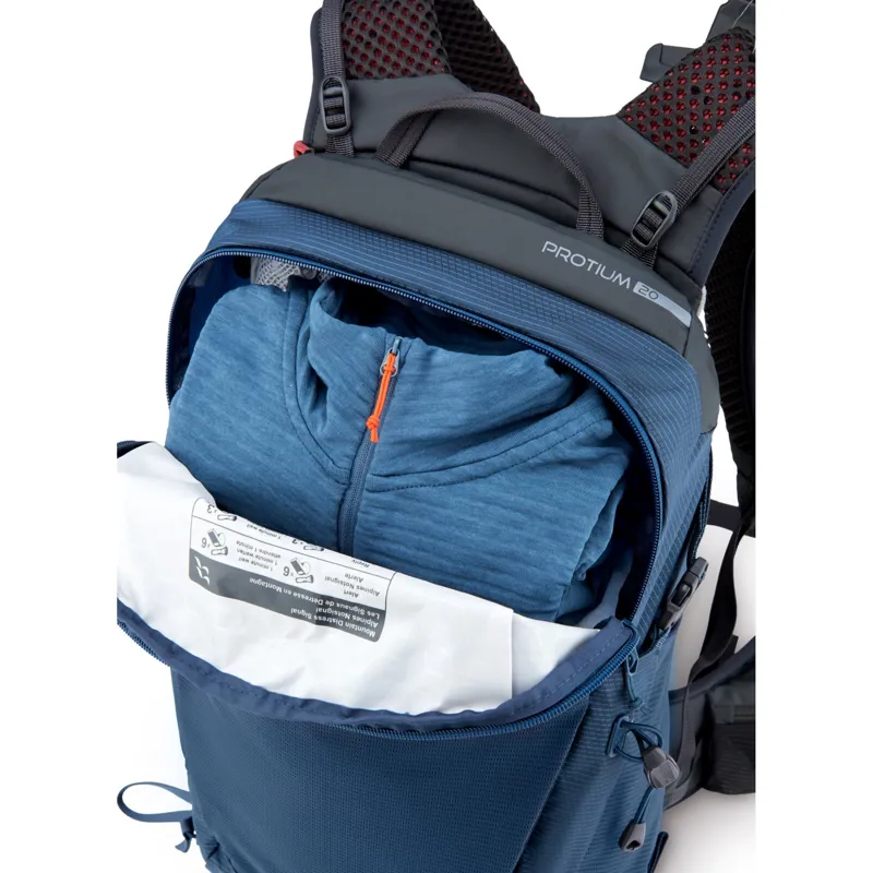 Rab Protium 20L Day Pack in Anthracite-13