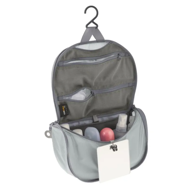 Sea To Summit Hanging Toiletry Bag Small-2