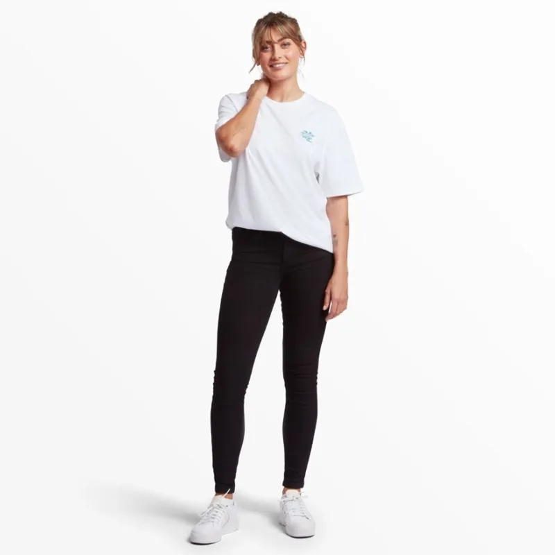 Sherpa Deity Tee T-Shirt in Katha White-8