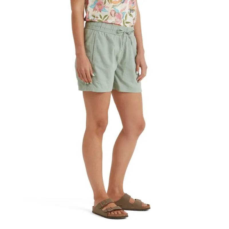 Sherpa Palmo Women's Shorts in Celery-3