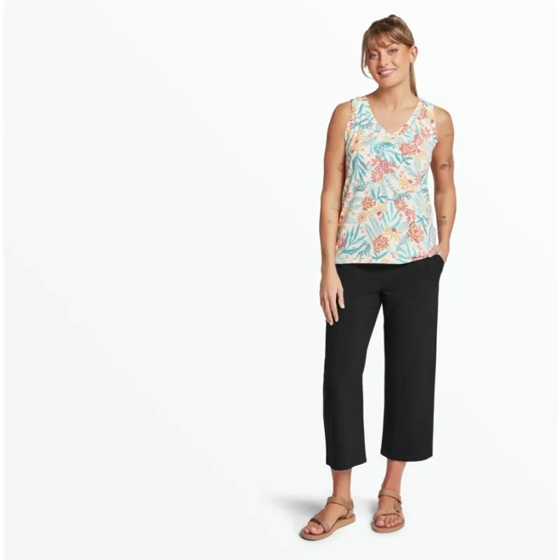 Sherpa Sajilo Women's Capri in Black-1