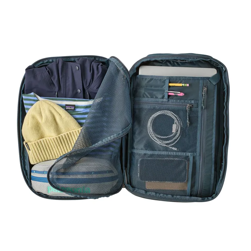 Patagonia Black Hole Micro MLC in Sastrugi-Summit Blue-5