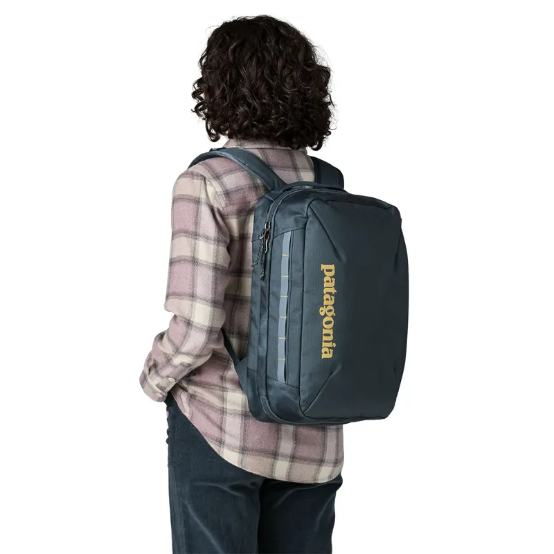 Patagonia Black Hole Micro MLC in Sastrugi-Summit Blue-4
