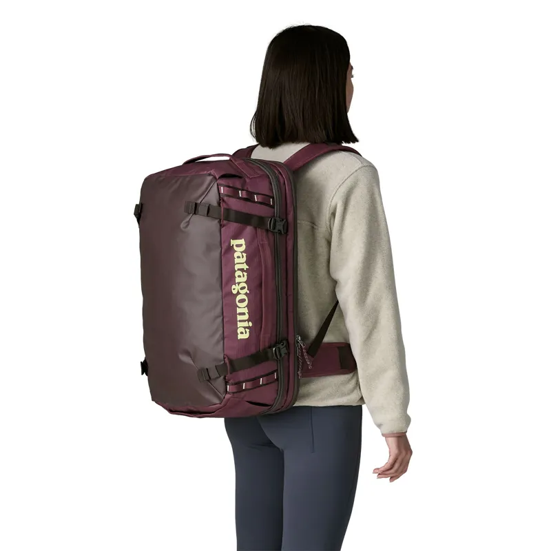 Patagonia Black Hole MLC 45L in Berry Fig-4