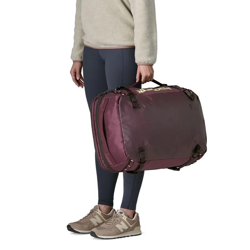 Patagonia Black Hole MLC 45L in Berry Fig-6