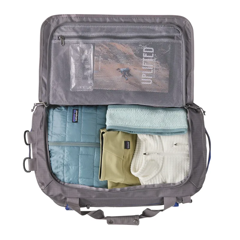 Patagonia Black Hole Duffel 40L in Hut Tripper-May Grey-4