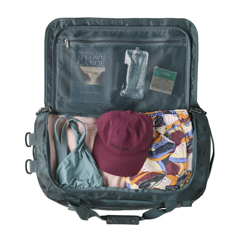 Patagonia Black Hole Duffel 40L in Sastrugi-Summit Blue-4