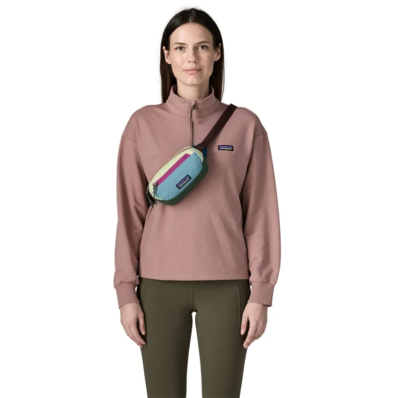 Patagonia Terravia Mini Hip Pack 1L in Patchwork-Snowmelt Blue-3