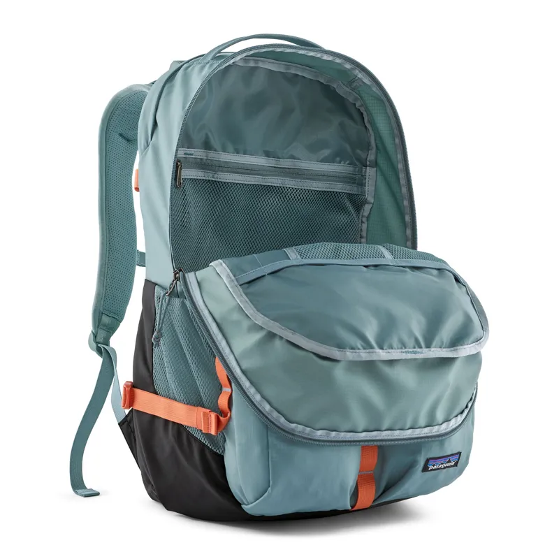 Patagonia Refugio Daypack 32L in Blue Sage-5