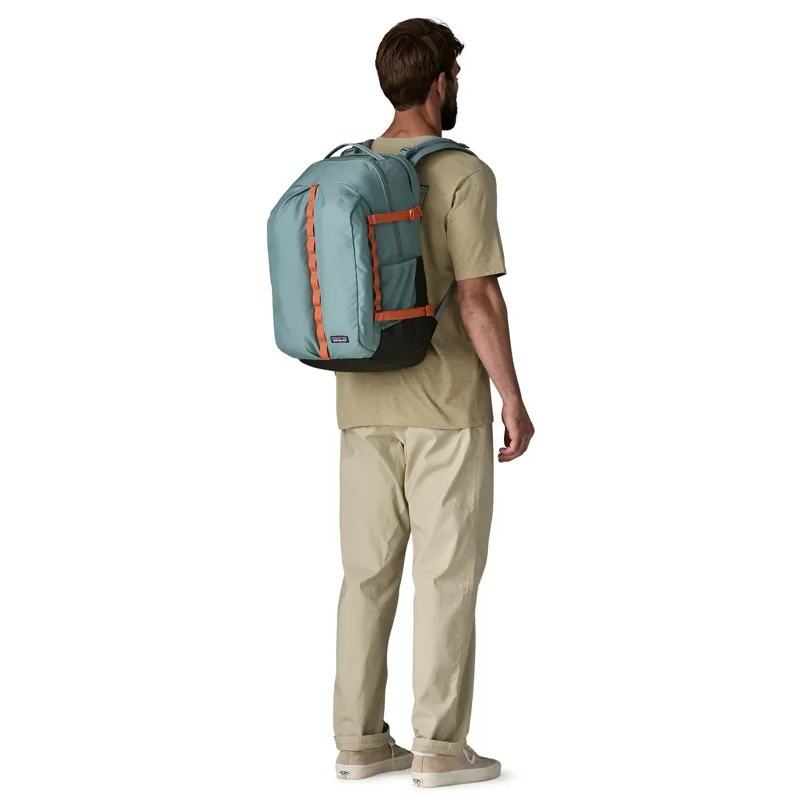 Patagonia Refugio Daypack 32L in Blue Sage-1