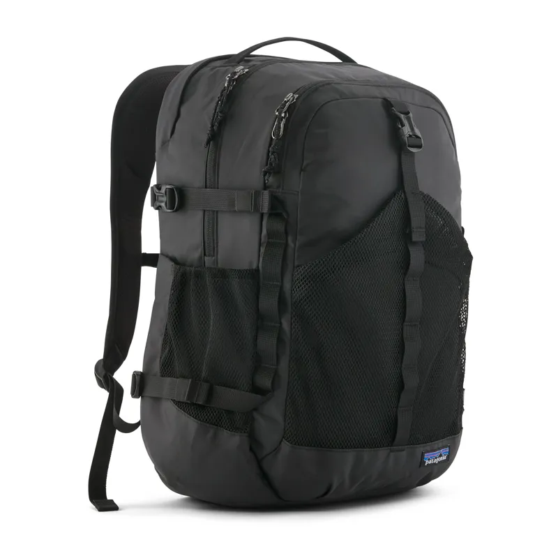 Patagonia Refugio Daypack 30L in Black
