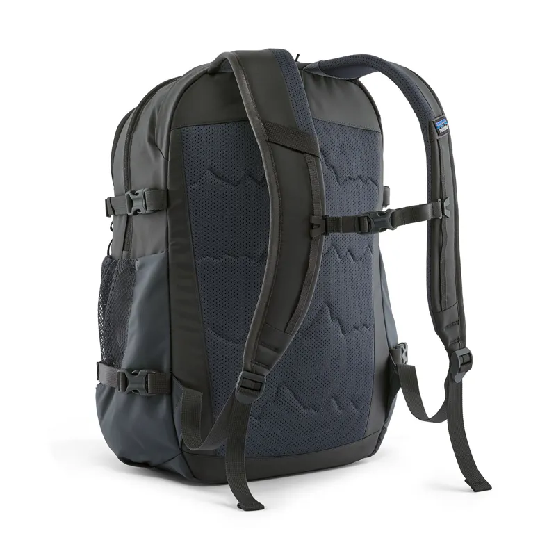 Patagonia Refugio Daypack 30L in Smolder Blue-3