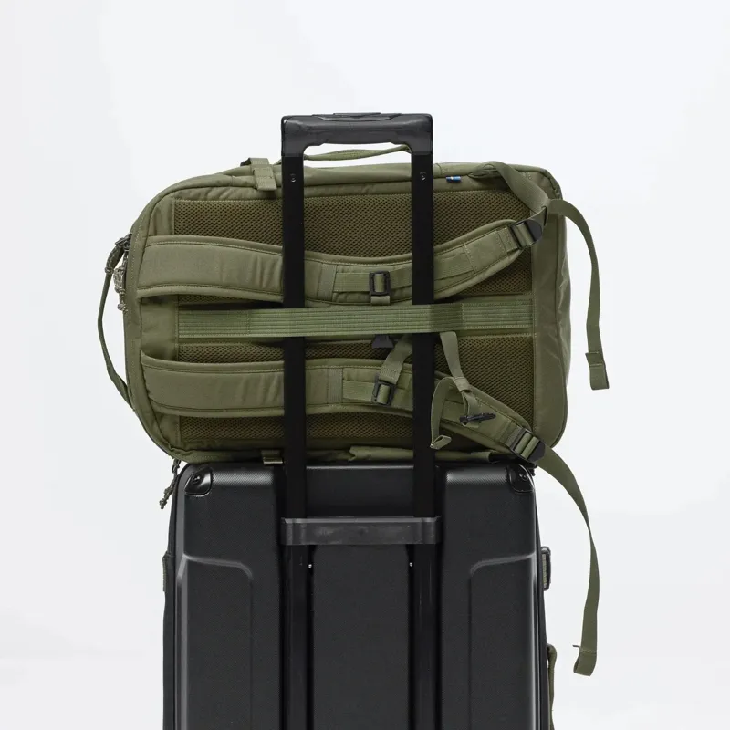 Fjallraven Farden Carry-On Pack 30 in Coal Black-5