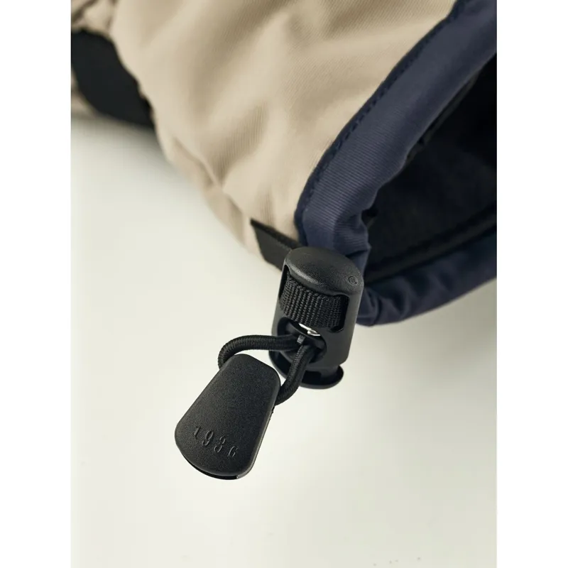 Hestra Gauntlet Sr. - 5 Finger Glove in Dark Navy/Beige-3