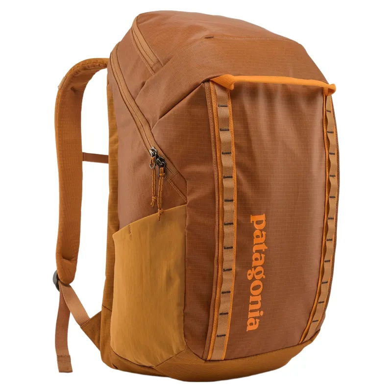 Patagonia Black Hole Pack 32L in Cinnamon Brown