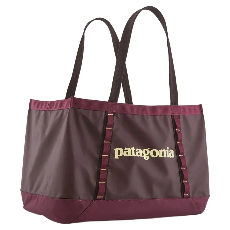 Patagonia Black Hole Tote 25L in Berry Fig
