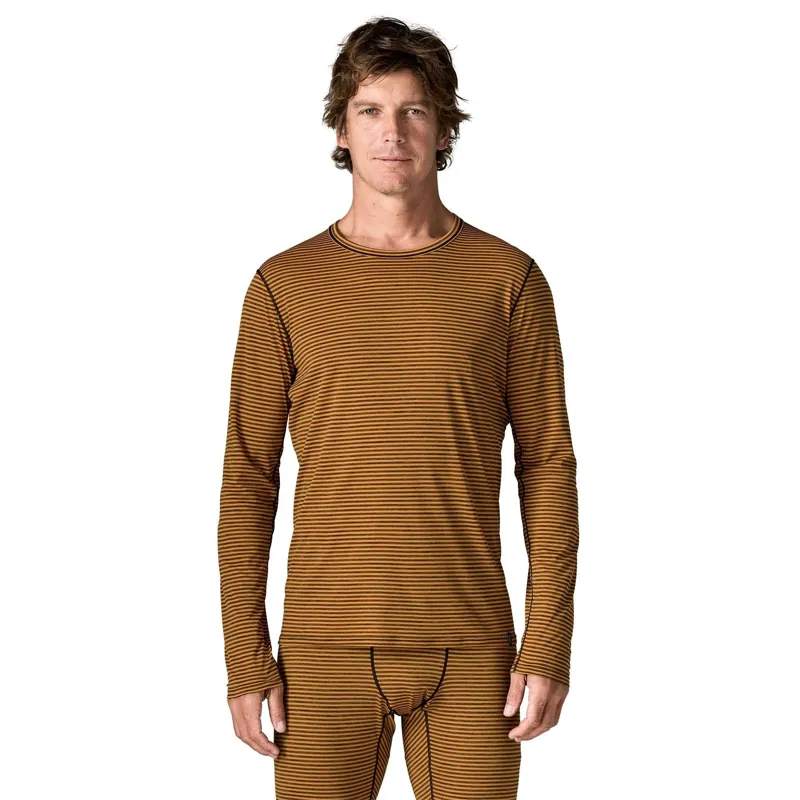 Patagonia Men's Capilene Lightweight Crewneck in Black-3