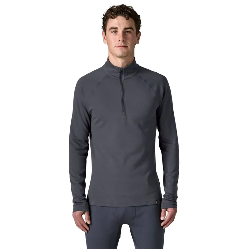 Patagonia Men's Capilene Midweight Zip-Neck in Ink Black-4