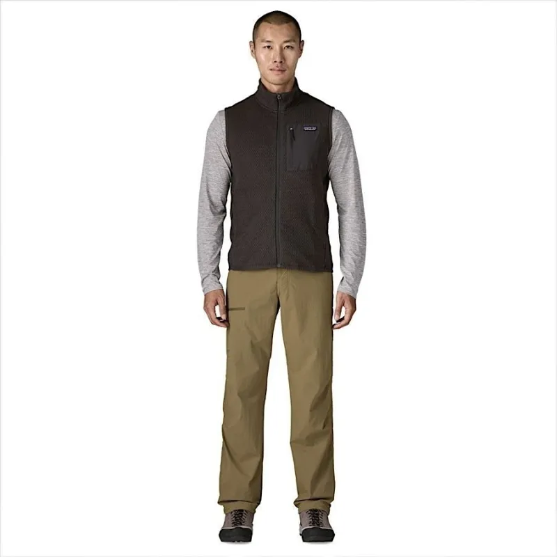 Patagonia R1 Air Men's Fleece Vest in Black-4