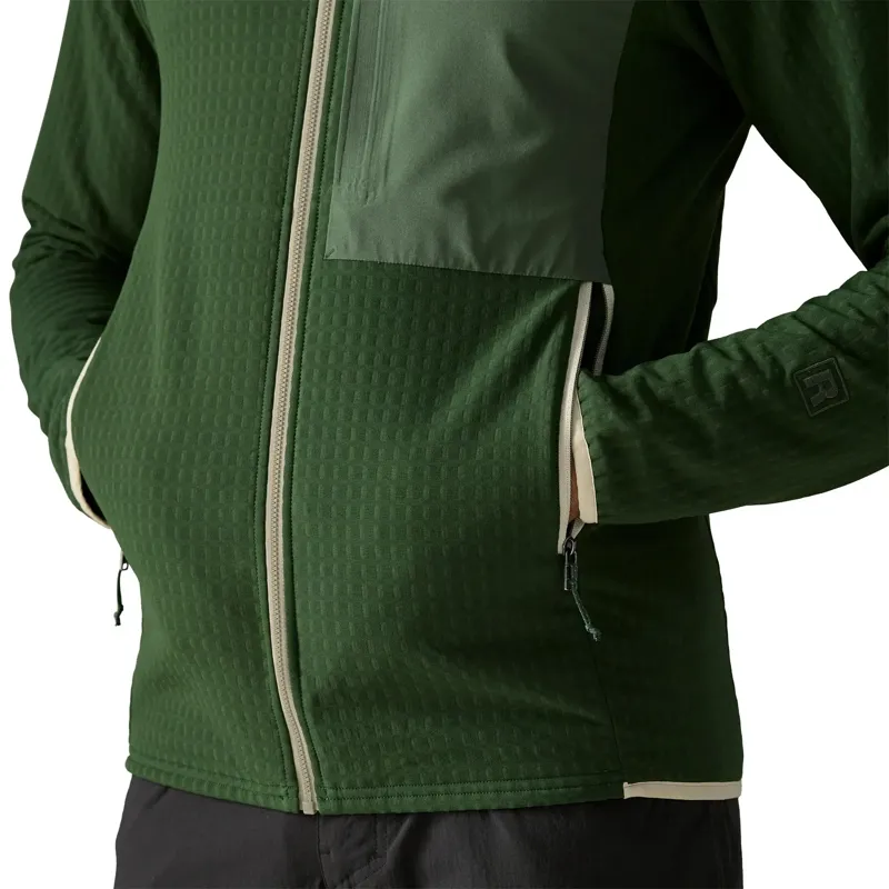 Patagonia R2 TechFace Men's Jacket in Black-2