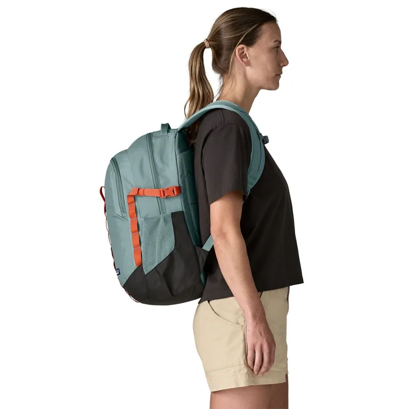 Patagonia Refugio Daypack 26L in Blue Sage-2