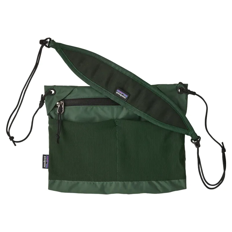 Patagonia Terravia Sacoche 3L in Canopy Green