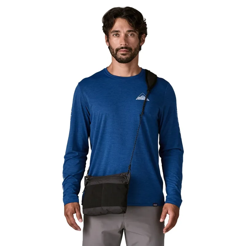 Patagonia Terravia Sacoche 3L in May Grey-4