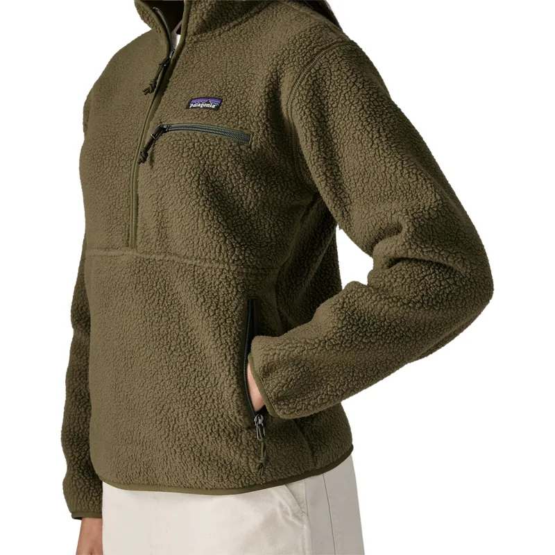 Patagonia Women's Retro Pile Marsupial Fleece Pullover in Basin Green-3