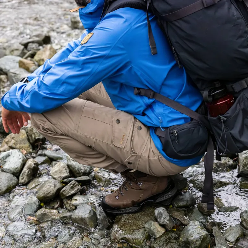 Fjallraven Vidda Pro Trousers Men's in Black Oak-11