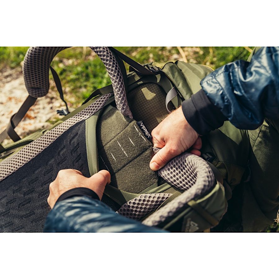 GREGORY STOUT 70 DEFAULT 13