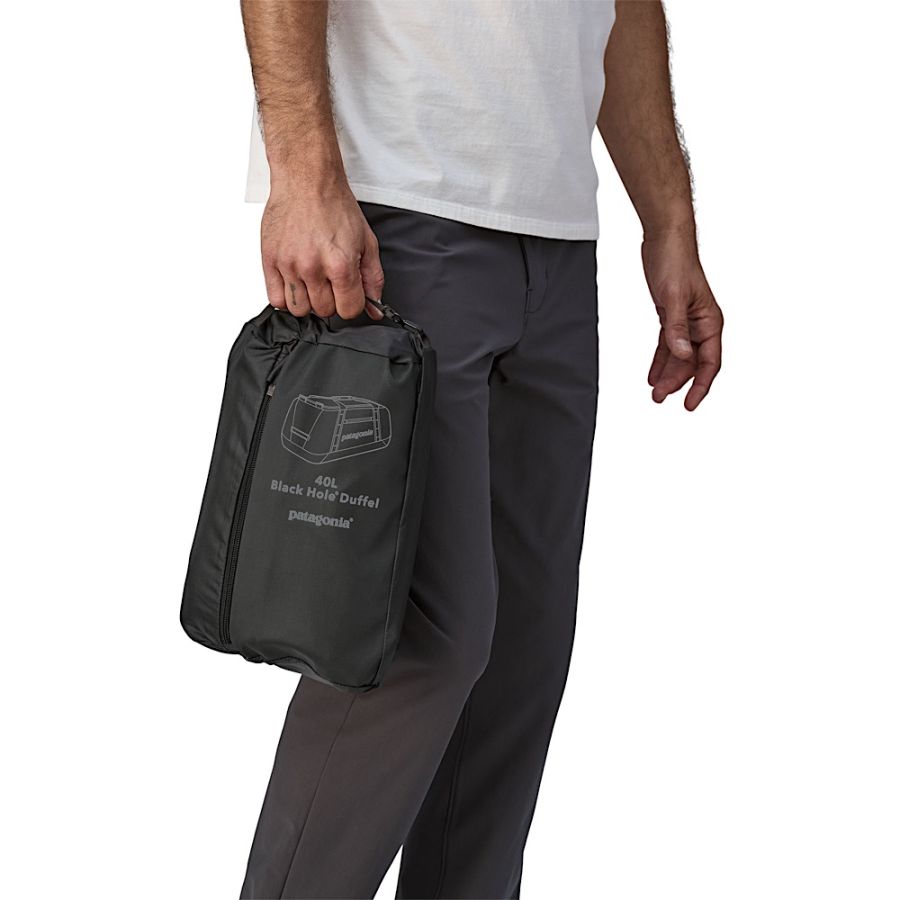 BLACK HOLE DUFFEL 40L DEFAULT 2 BLACK HOLE DUFFEL 40L DEFAULT 2
