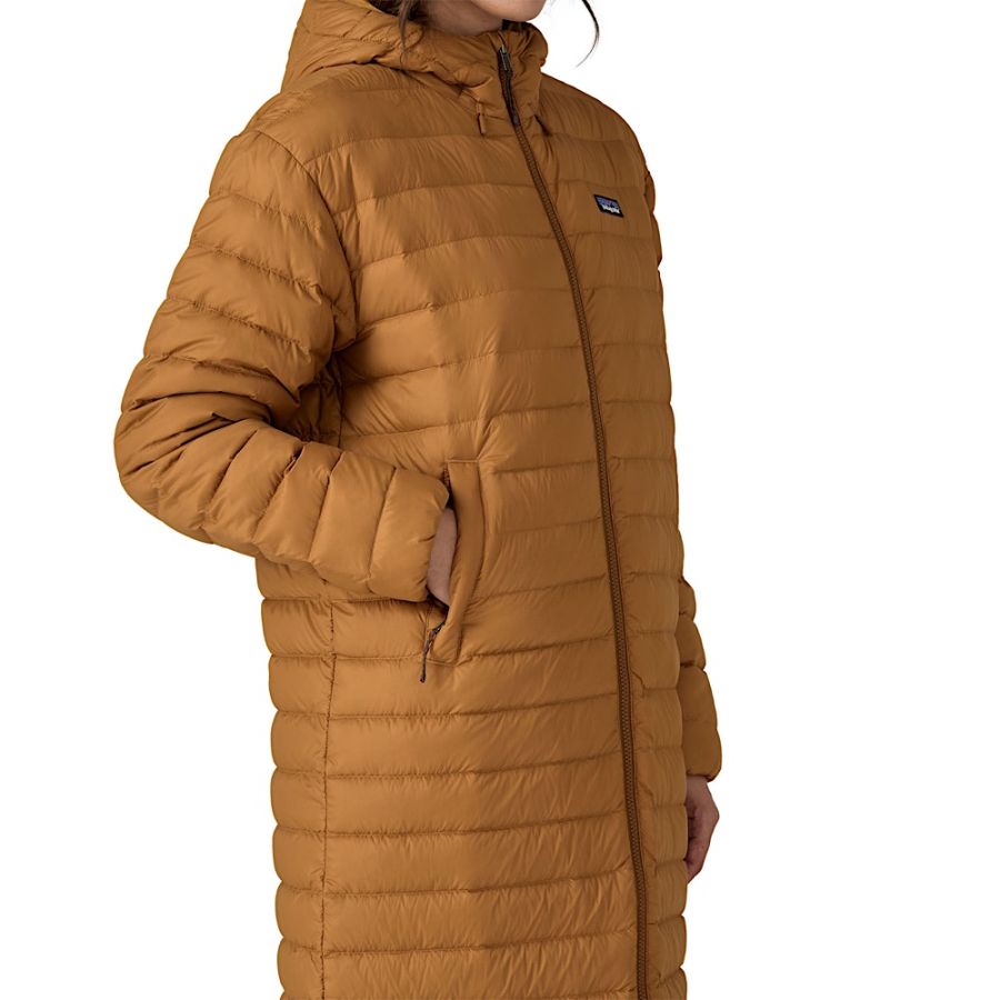 W RECYCLED DOWN SWEATER PARKA DEFAULT 04