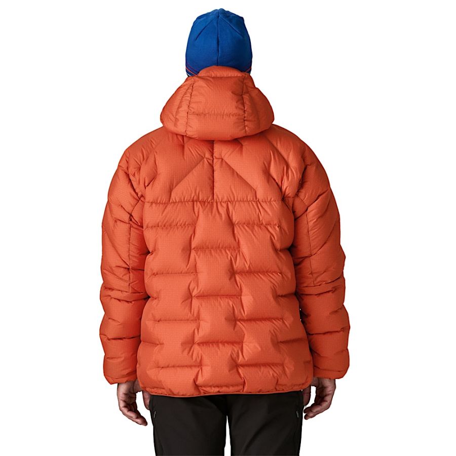 DURABLE DOWN PARKA DEFAULT 03