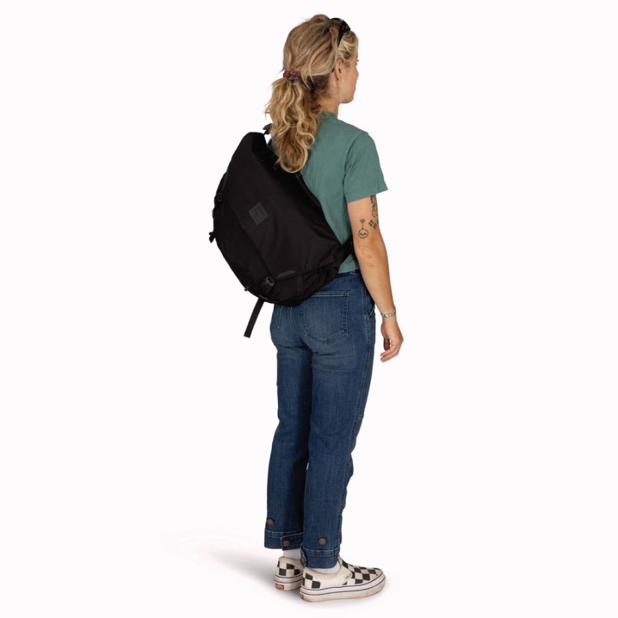 OSPREY METRON 18 MESSENGER DEFAULT 19 OSPREY METRON 18 MESSENGER DEFAULT 19