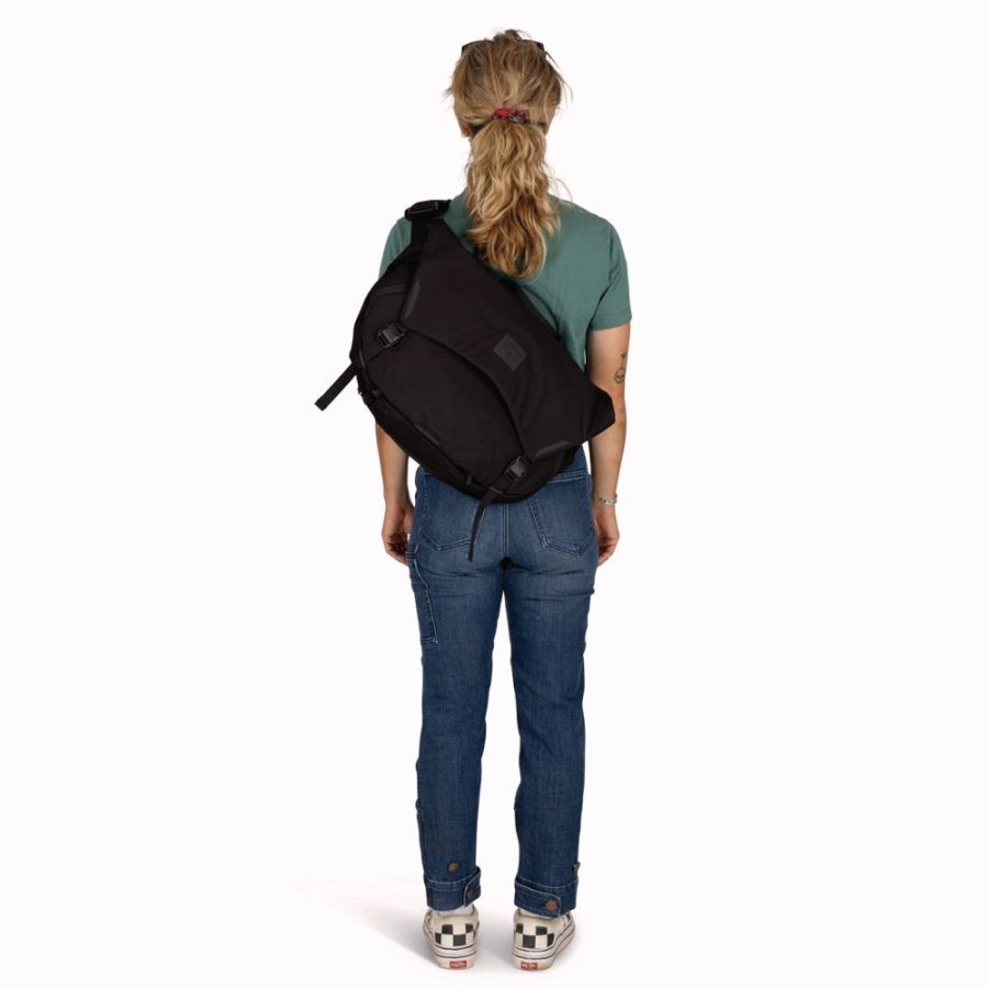 OSPREY METRON 18 MESSENGER DEFAULT 20 OSPREY METRON 18 MESSENGER DEFAULT 20