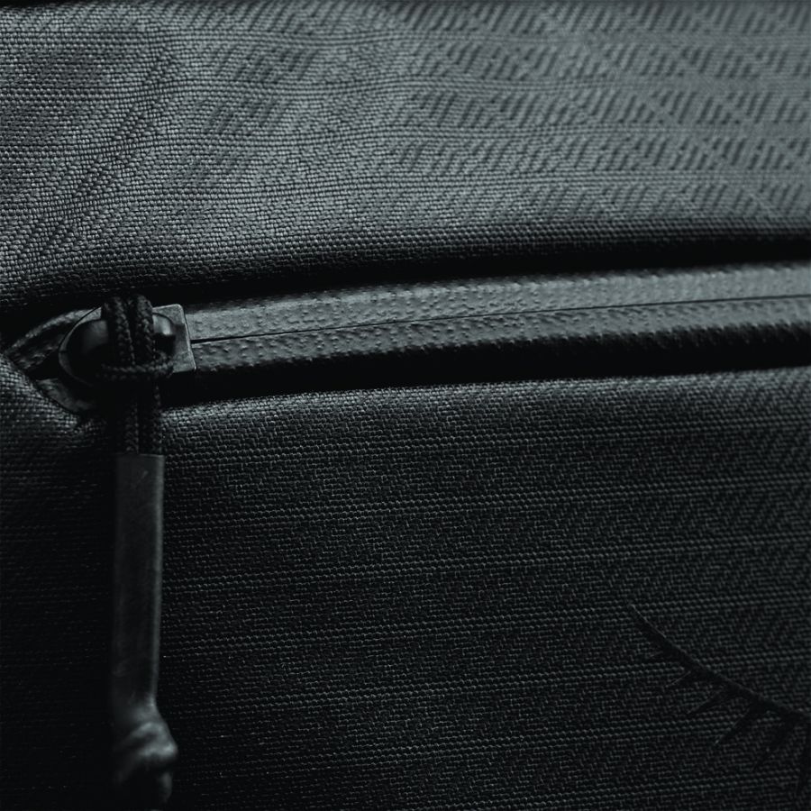 OSPREY ARCHEON LAPTOP CASE BLK 11
