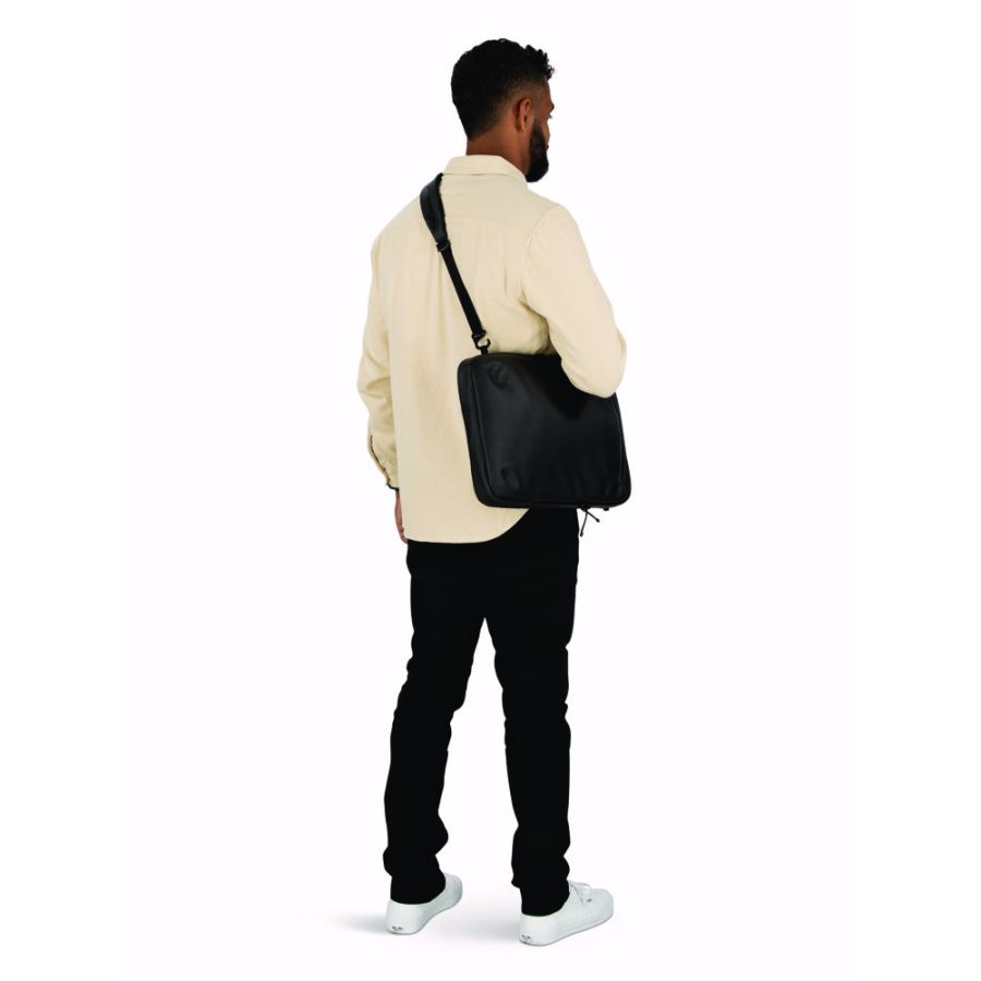 OSPREY ARCHEON LAPTOP CASE BLK 24