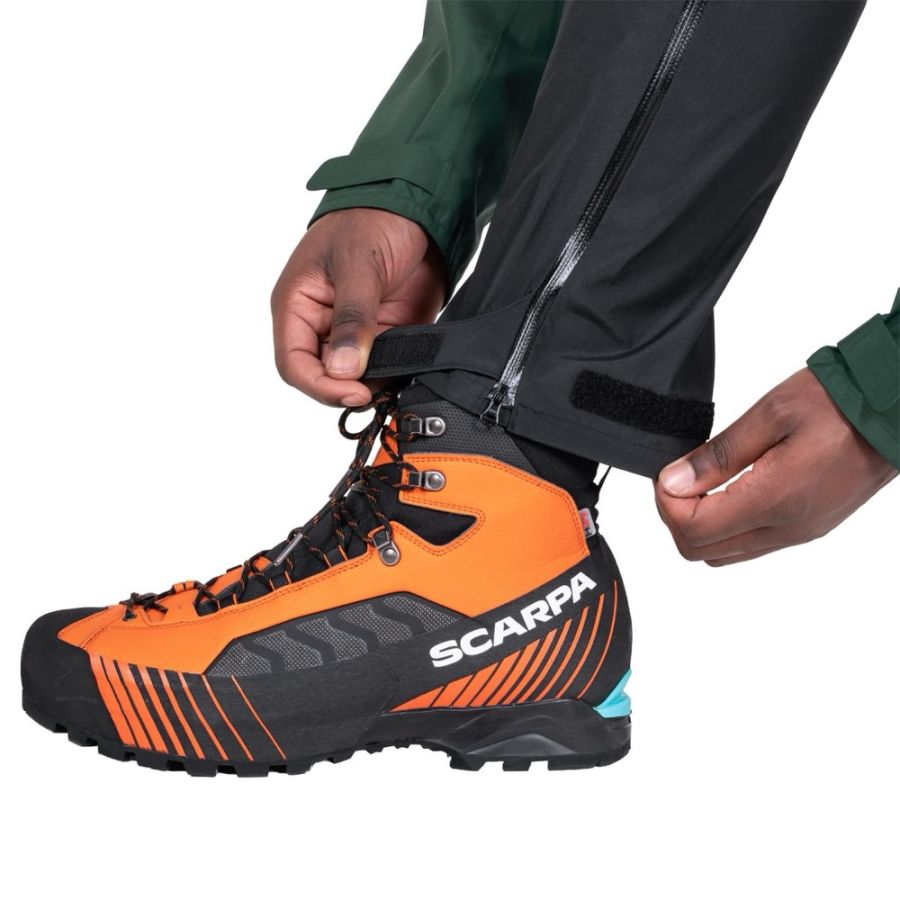 ME MAKALU PANT - REGULAR BLK 09