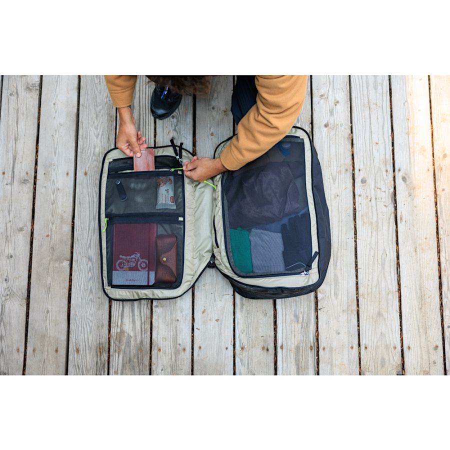 GREGORY BORDER CARRY ON 40 DEFAULT 17