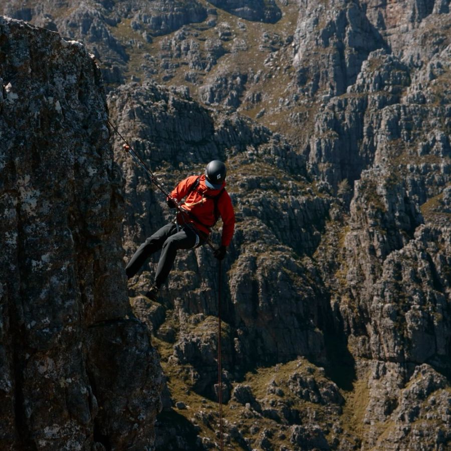 FJR BERGTAGEN GTX LITE JACKET DEFAULT 10