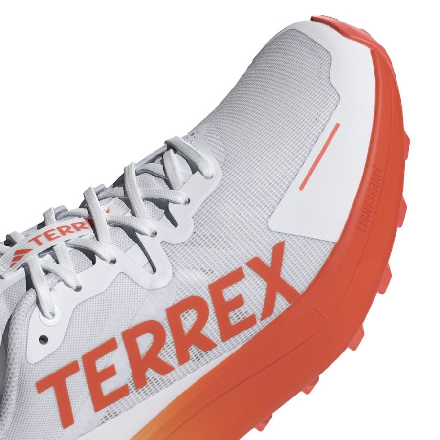TERREX AGRAVIC 3 WHT 15 TERREX AGRAVIC 3 WHT 15