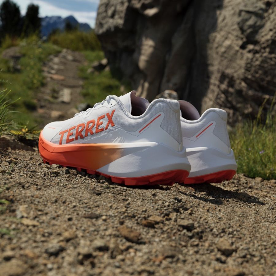 TERREX AGRAVIC 3 WHT 29 TERREX AGRAVIC 3 WHT 29