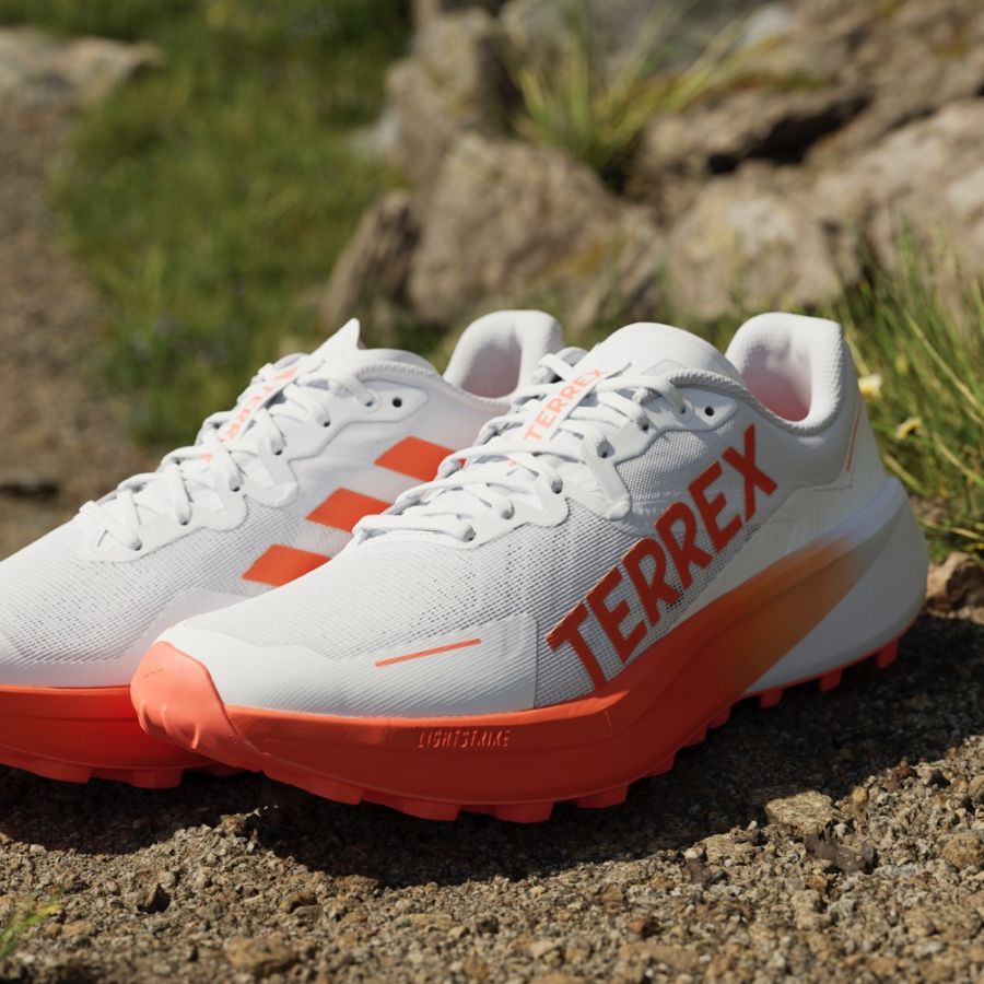 TERREX AGRAVIC 3 WHT 33 TERREX AGRAVIC 3 WHT 33